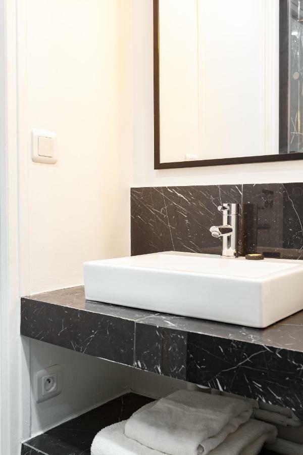 Habitat Parisien - Ponthieu Champs Elysees Appartement *